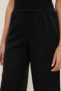 Leo Linen Capri Pants