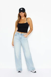 Jean liftant à taille haute
