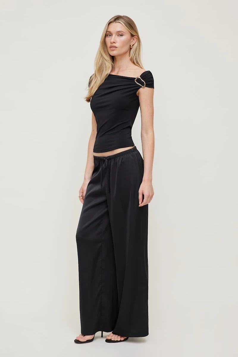 Sculpt Buckle Detail Top