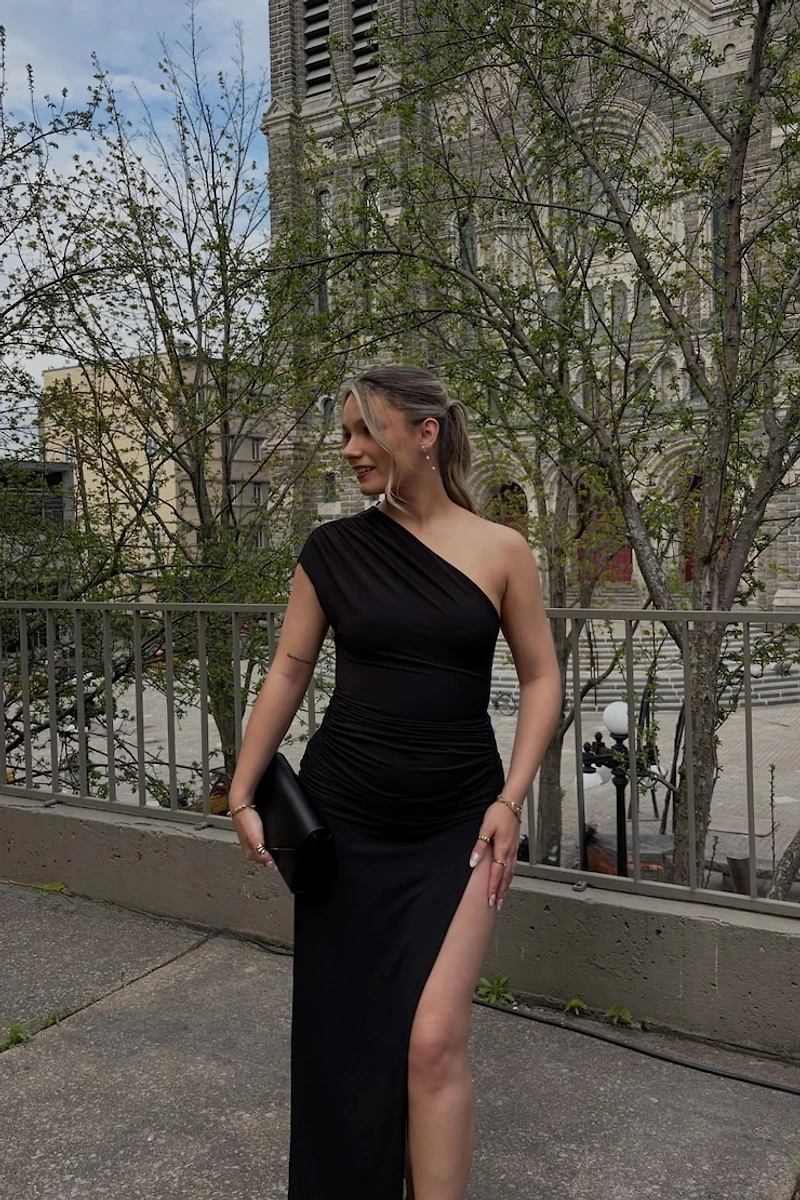 Sculpt Slit Maxi Dress