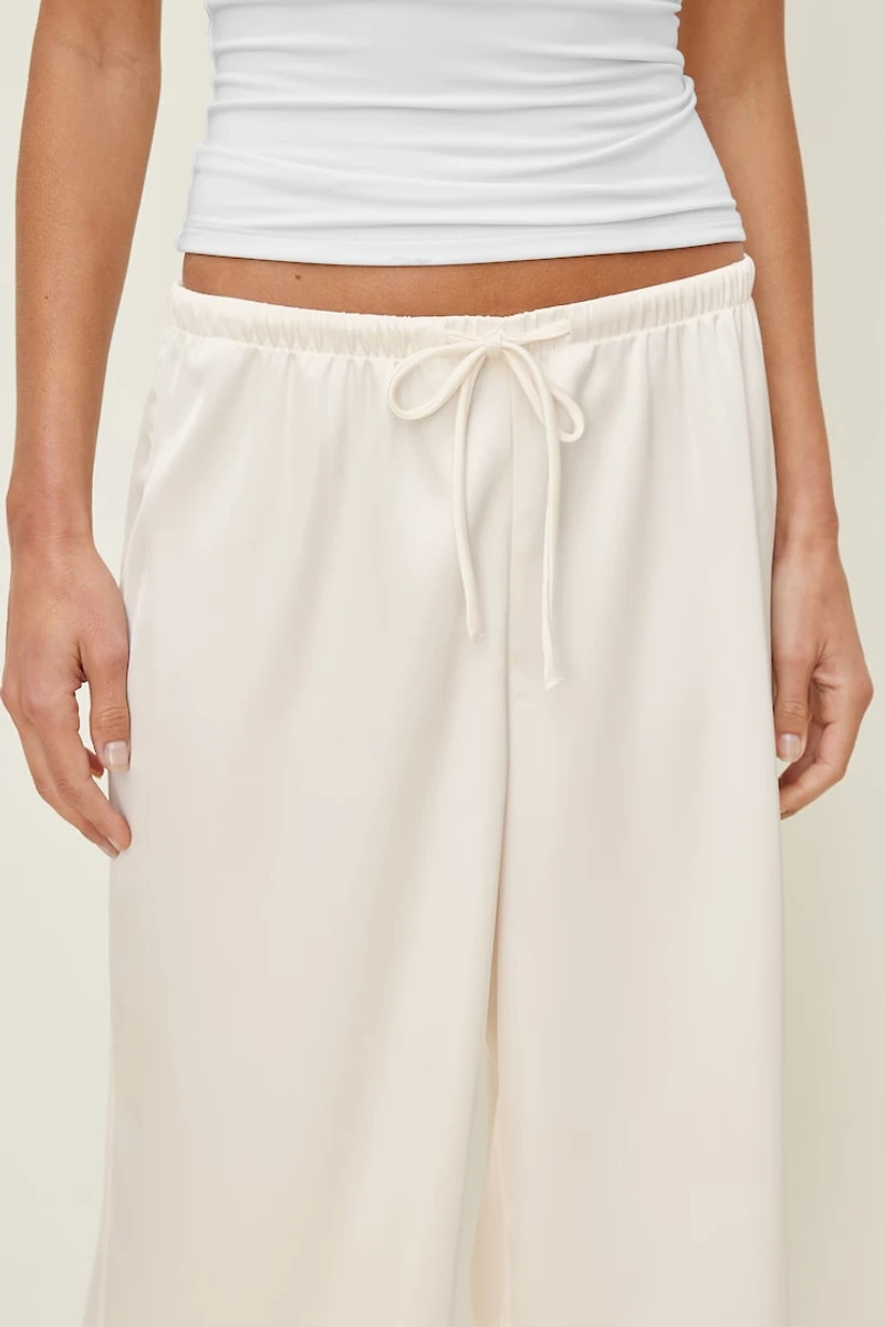 Leo Satin Capri Pants