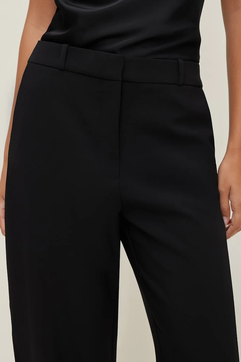 Andie Mid Rise Barrel Leg Pants