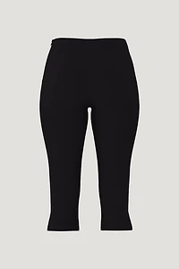 Liv Capri Pants