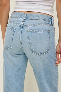 Jean décontracté à taille basse et jambe droite