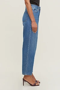Mid Rise Barrel Leg Jeans