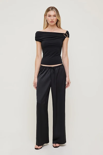 Sculpt Buckle Detail Top