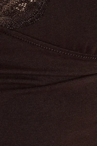 Camisole à bordure de dentelle et col plongeant