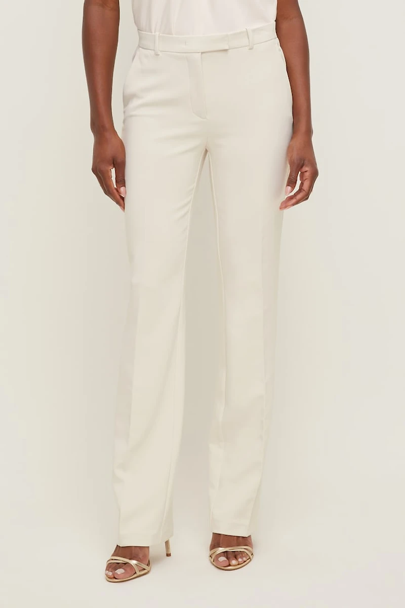 Pantalon ajusté à jambe droite taille haute