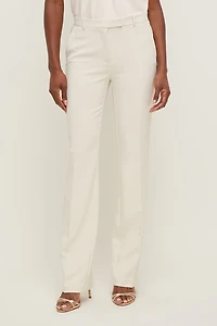 Pantalon ajusté à jambe droite taille haute