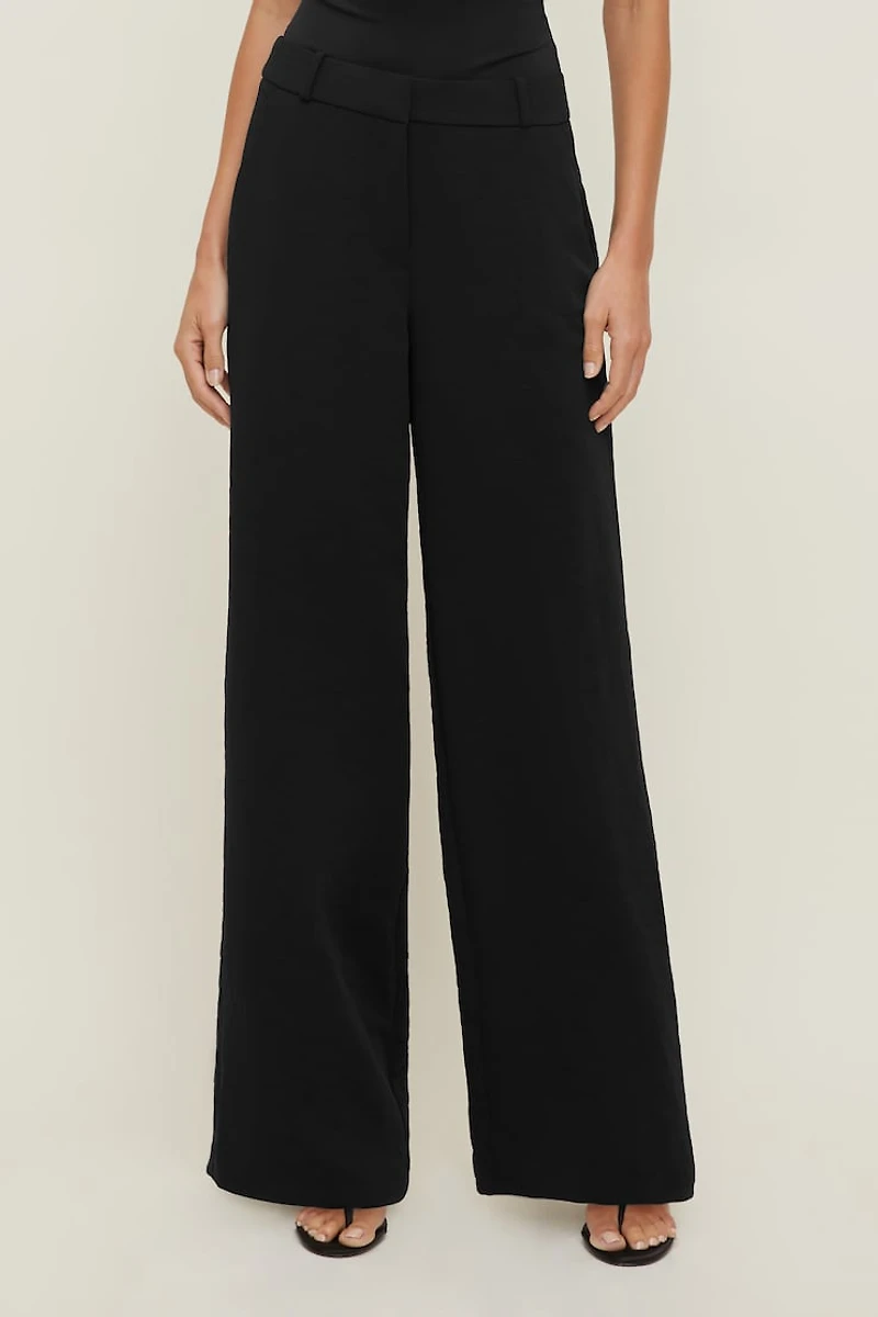 Airflow High Rise Wide Leg Pants