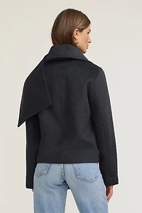 Manteau en laine à écharpe