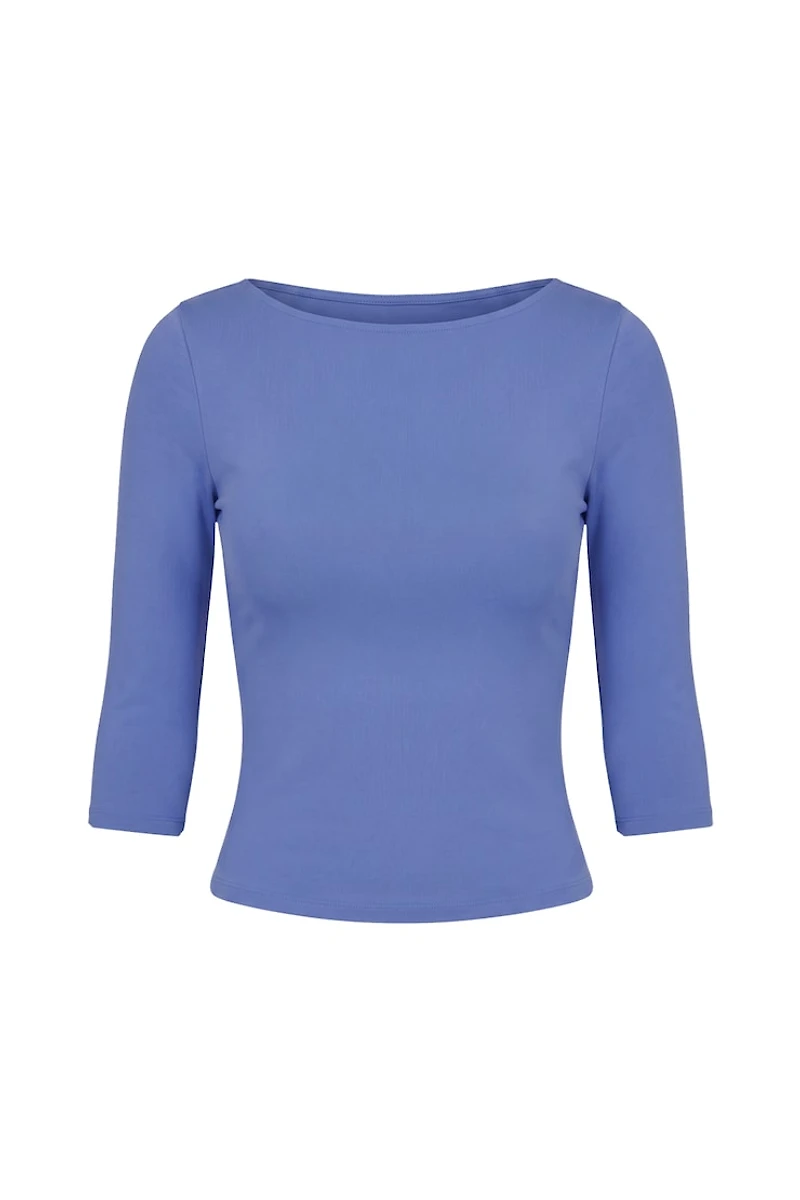 Sleek 3/4 Sleeve Boatneck Top