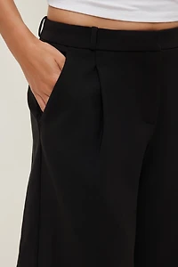 Mid Rise Bermuda Shorts