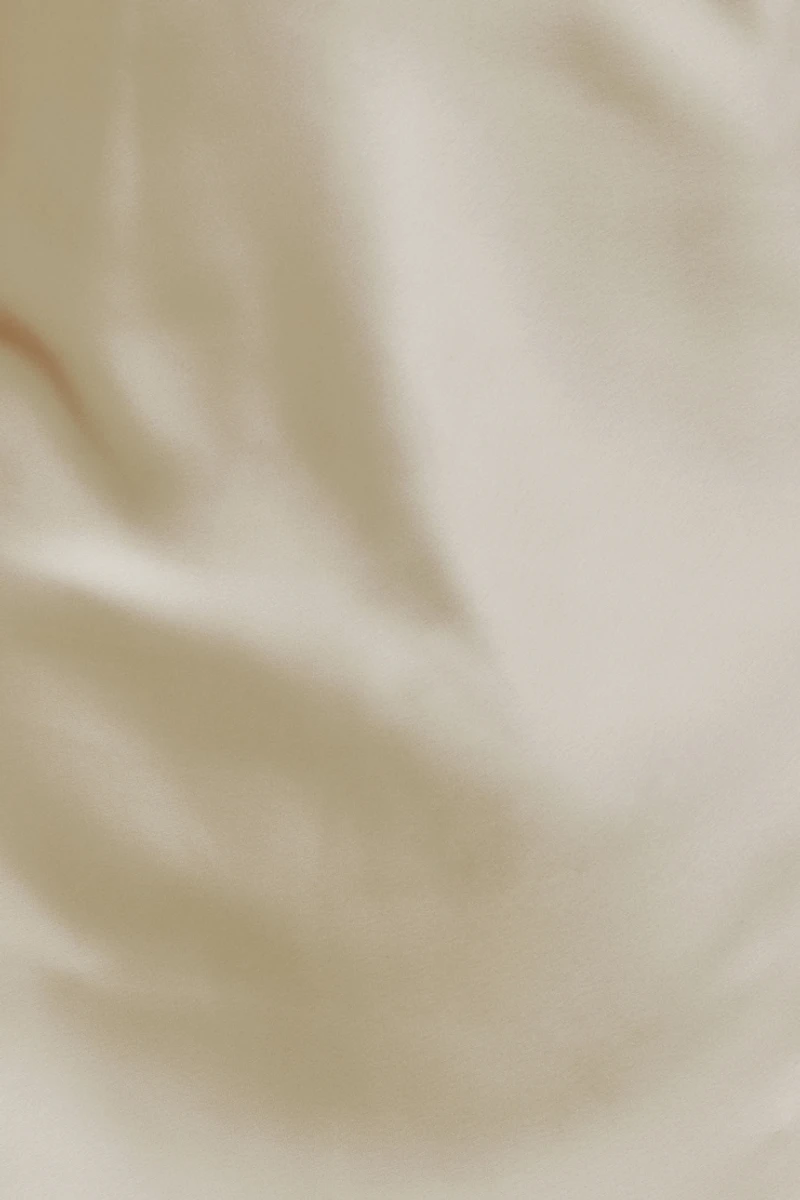 Robe maxi en satin à col licou