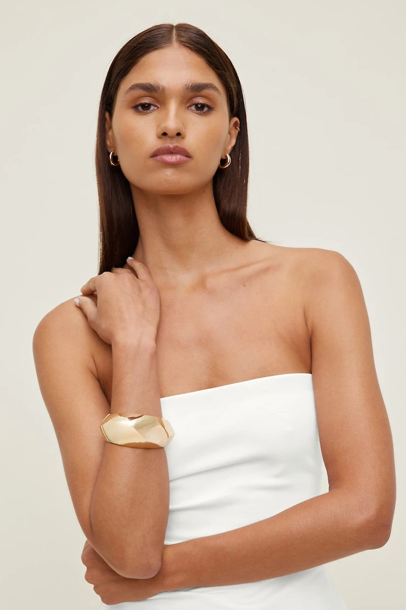 Curved Snap Bangle Bracelet