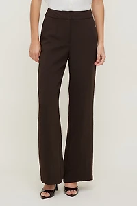 Pantalon fluide à jambe droite Yasmin