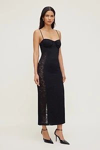Robe maxi en dentelle diaphane sur les côtés
