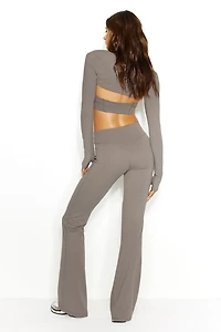 Active Cross Flare Pants
