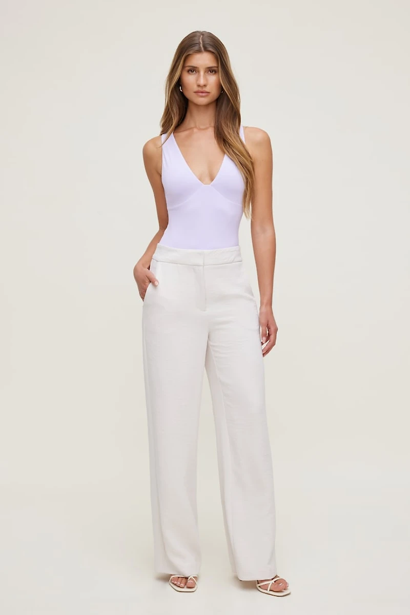 Sculpt Plunging V Neck Bodysuit