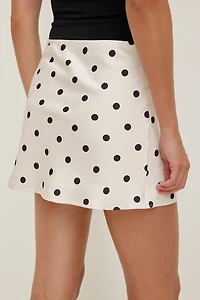 Minijupe en satin
