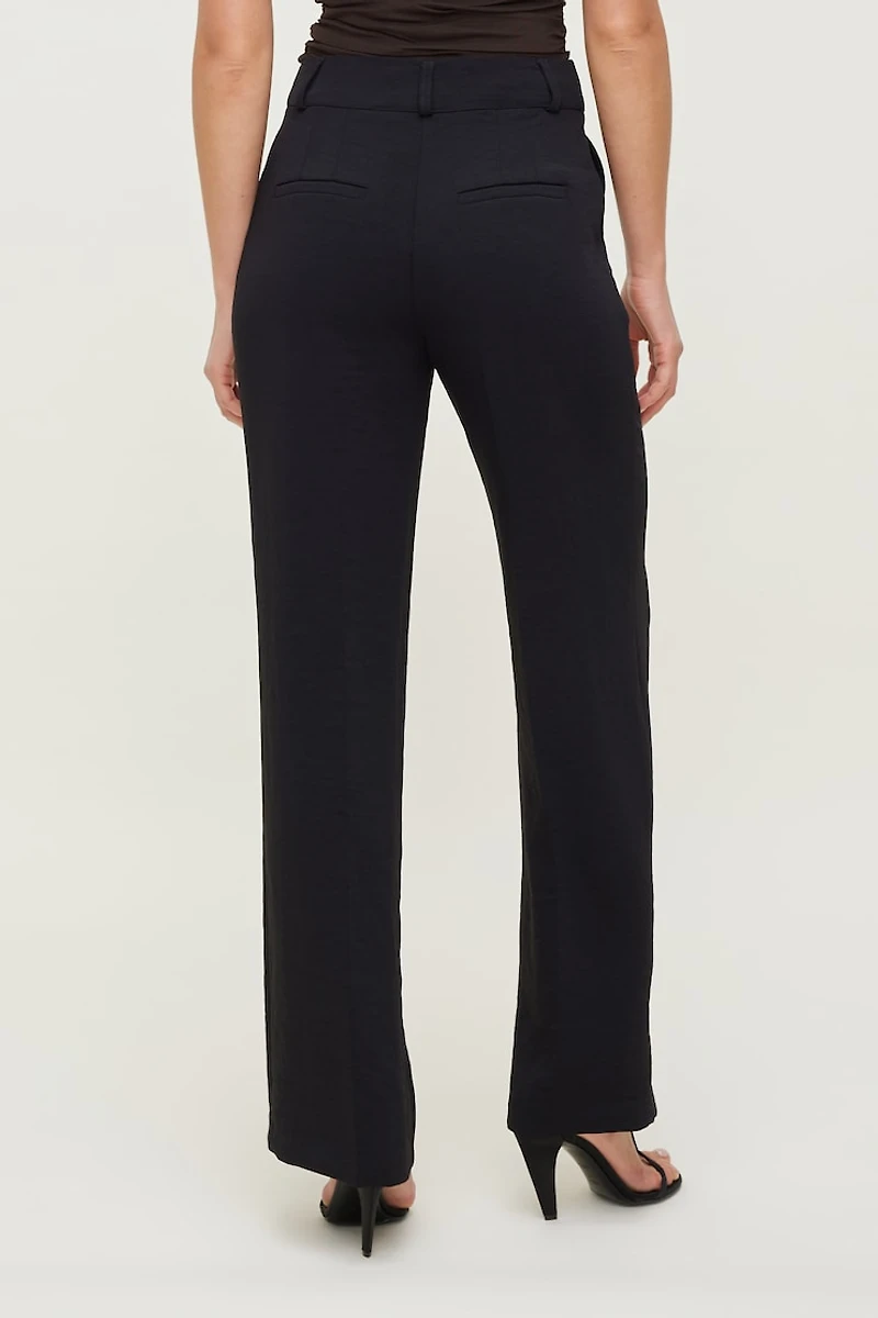 Pantalon fluide à jambe droite Camelia