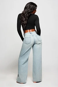 Jean liftant à taille haute