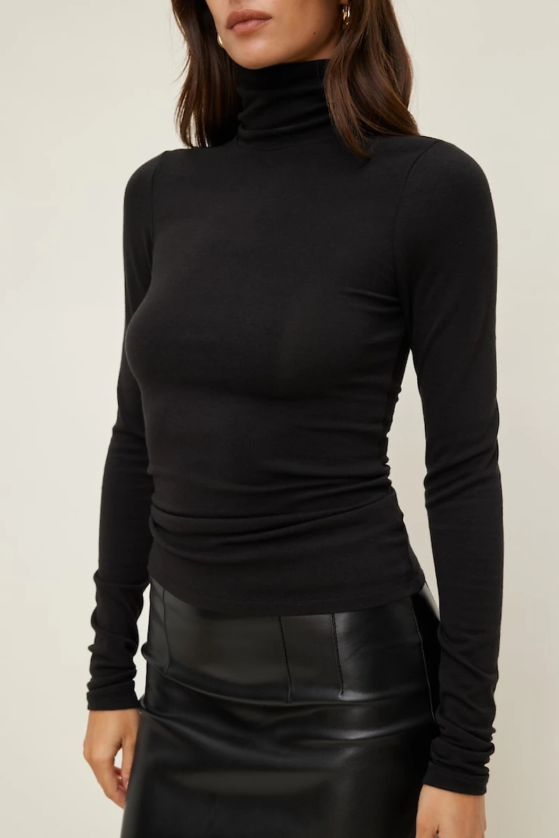 Fitted Turtleneck Top
