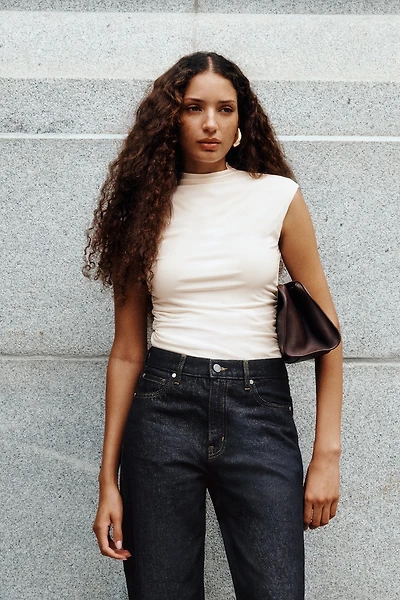 Haut Sculpt Bria
