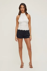 Short A taille haute et coupe en