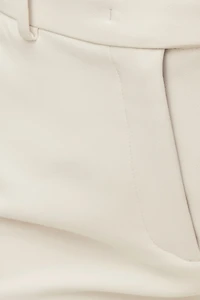 Pantalon ajusté à jambe droite taille haute