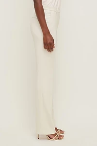 Pantalon ajusté à jambe droite taille haute