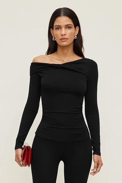 Twisted Long Sleeve Top