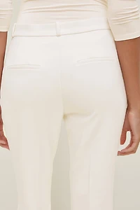 Pantalon ajusté à jambe droite taille haute