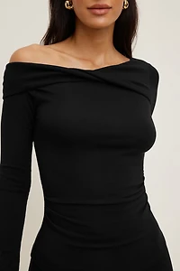 Twisted Long Sleeve Top