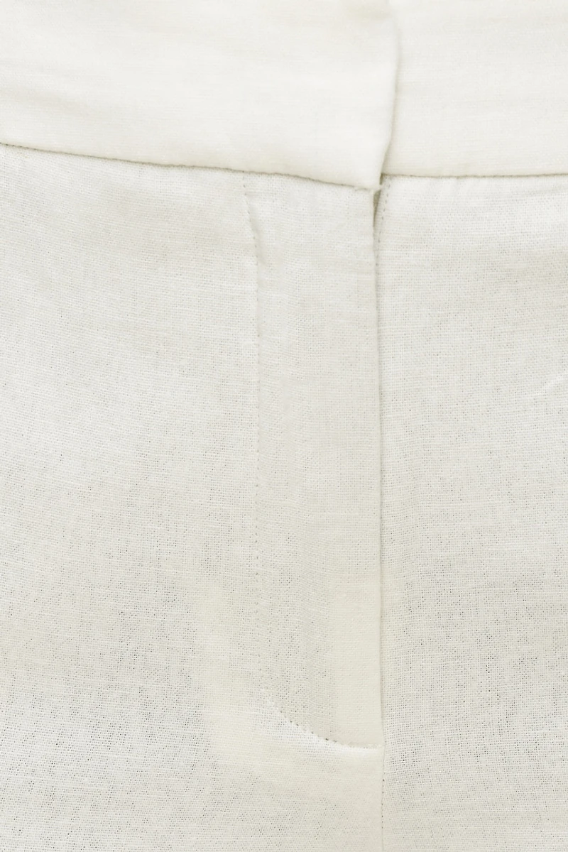Pantalon à jambe droite Yasmin en lin
