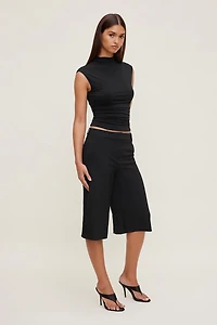 Bria Sculpt Top