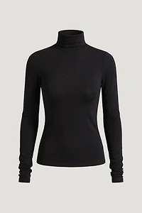 Fitted Turtleneck Top