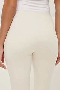 Liv Capri Pants