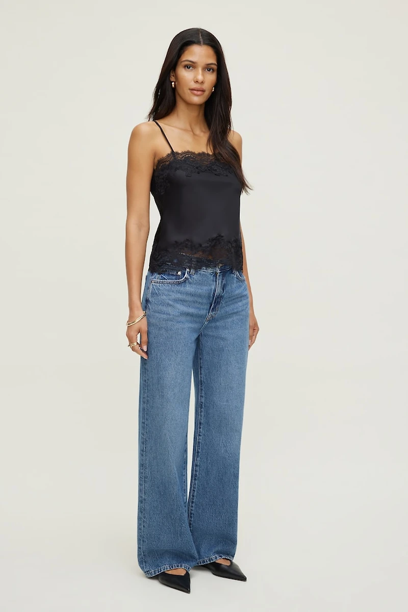 Camisole en satin avec bordure dentelle