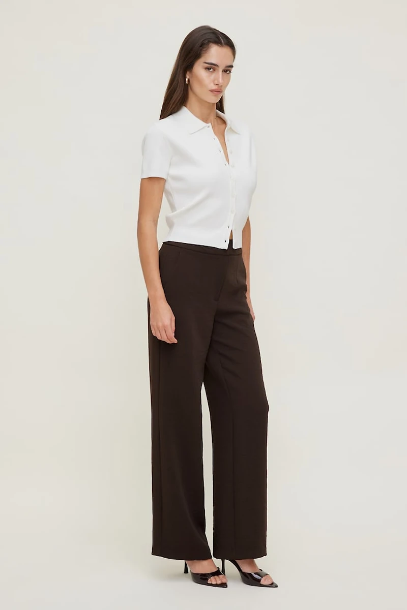 Pantalon fluide à jambe droite Yasmin
