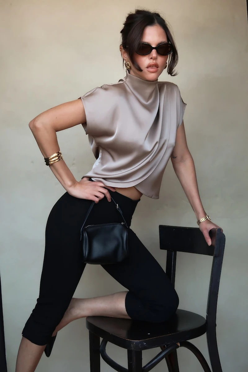 Liv Capri Pants