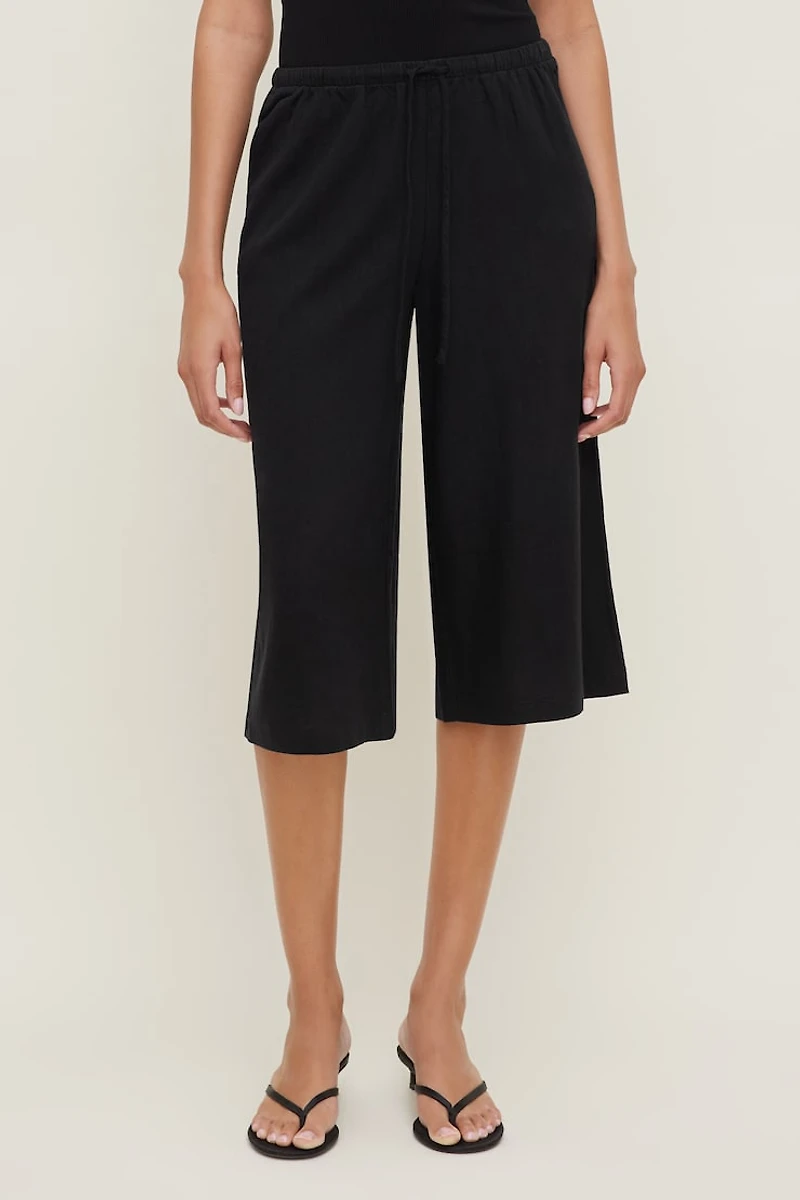 Leo Linen Capri Pants