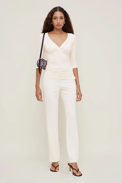 Pantalon ajusté à jambe droite taille haute