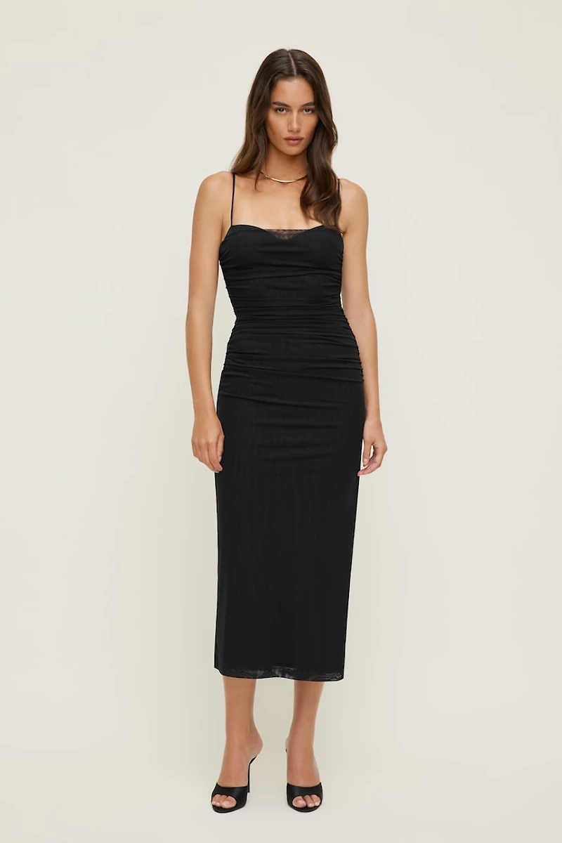 Robe midi froncée en maille