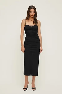 Robe midi froncée en maille