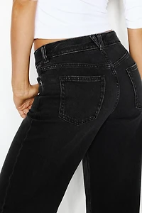 Jean liftant à taille haute