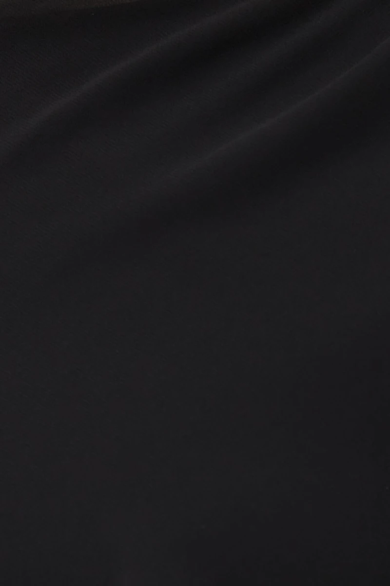 Sculpt Cape Top