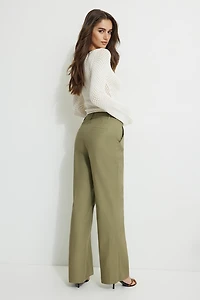 Clean Straight Leg Pants