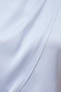 Blouse superposée en satin Ella