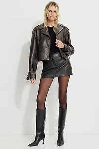 Minijupe-short en faux cuir